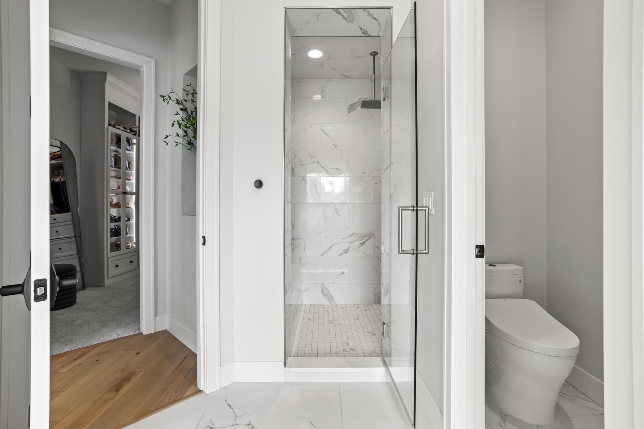 2426 McLeod Dr W West Fargo