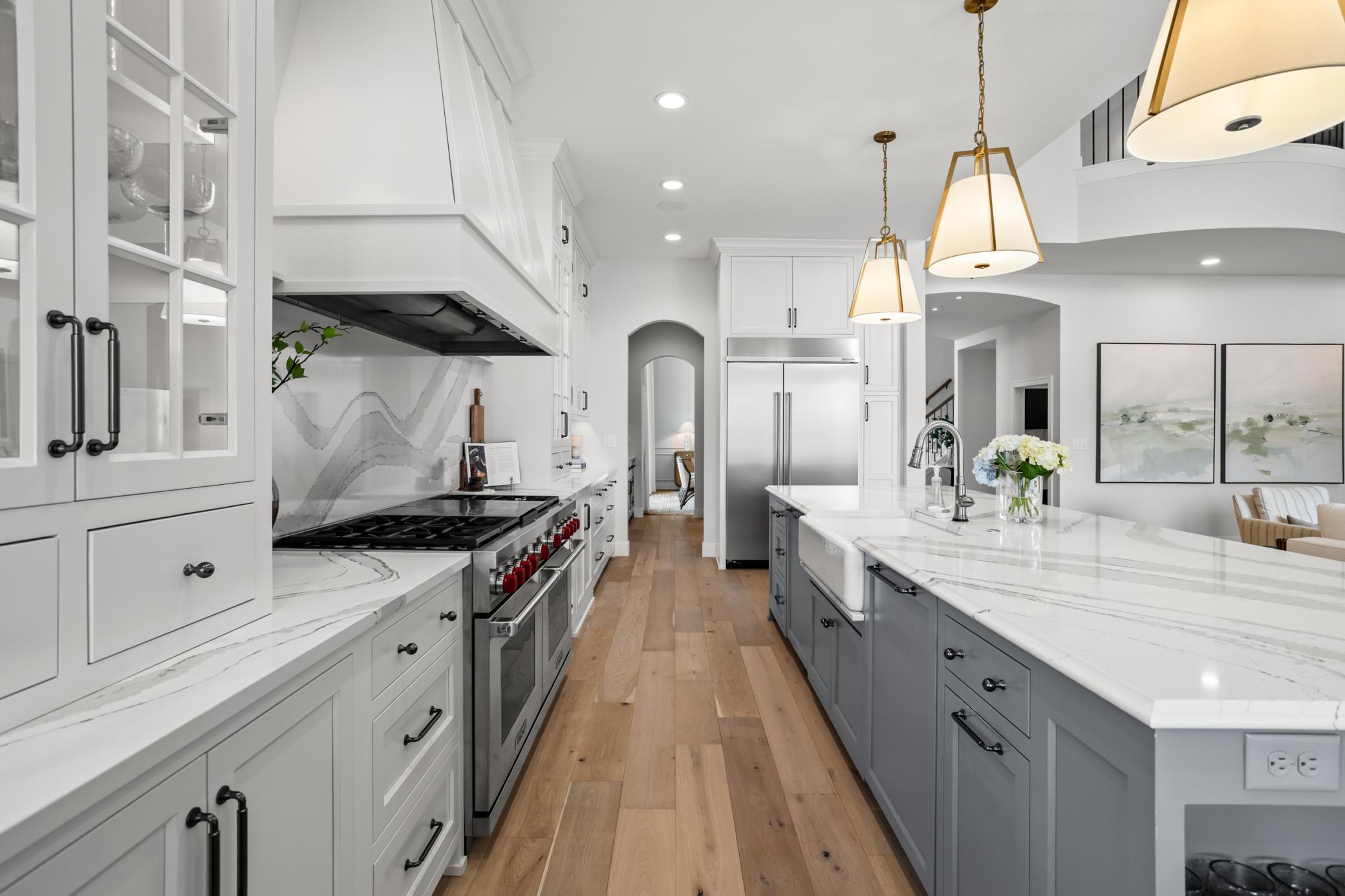 2426 McLeod Dr W West Fargo