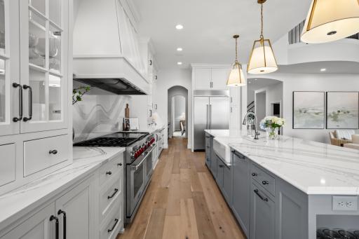 2426 Mcleod Drive E, West Fargo, ND 58078
