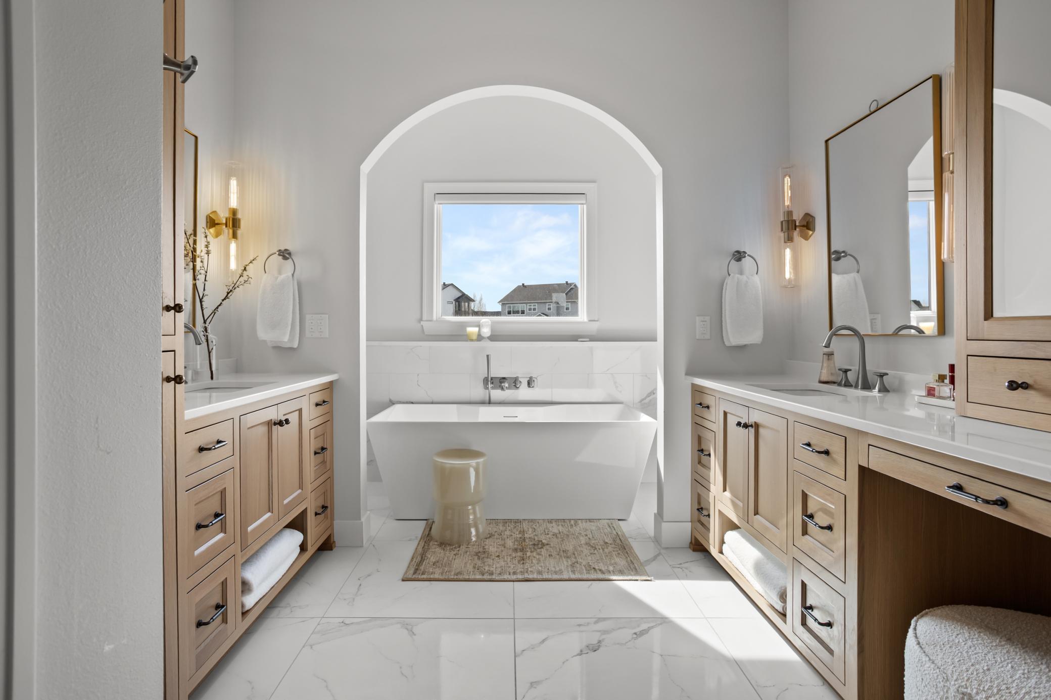 2426 McLeod Dr W West Fargo