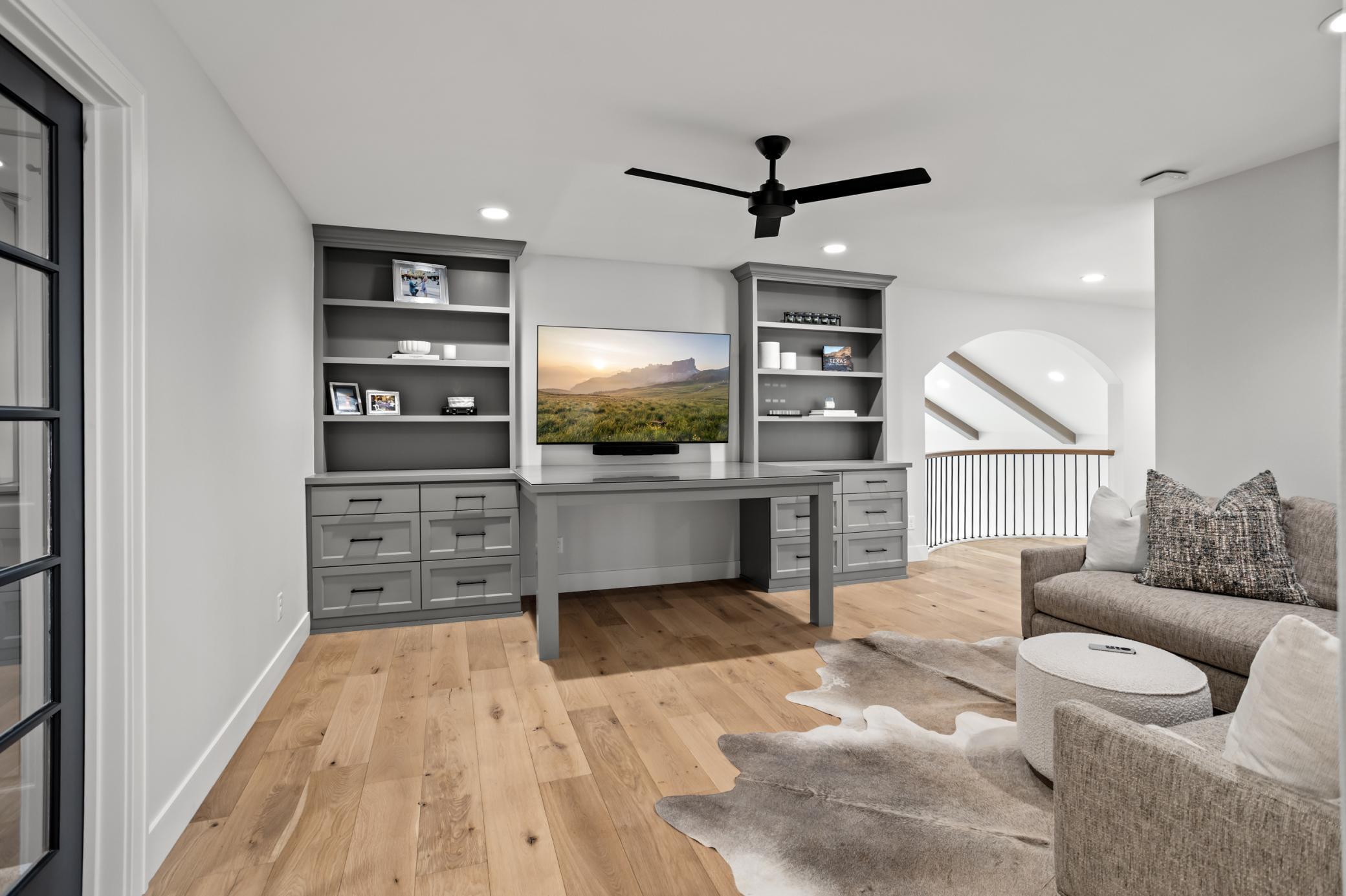 2426 McLeod Dr W West Fargo