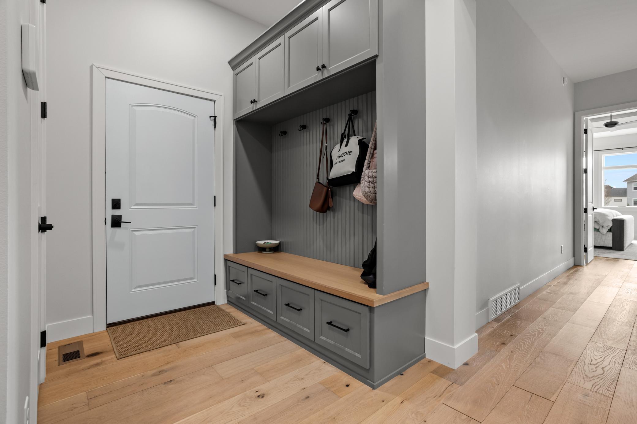 2426 McLeod Dr W West Fargo