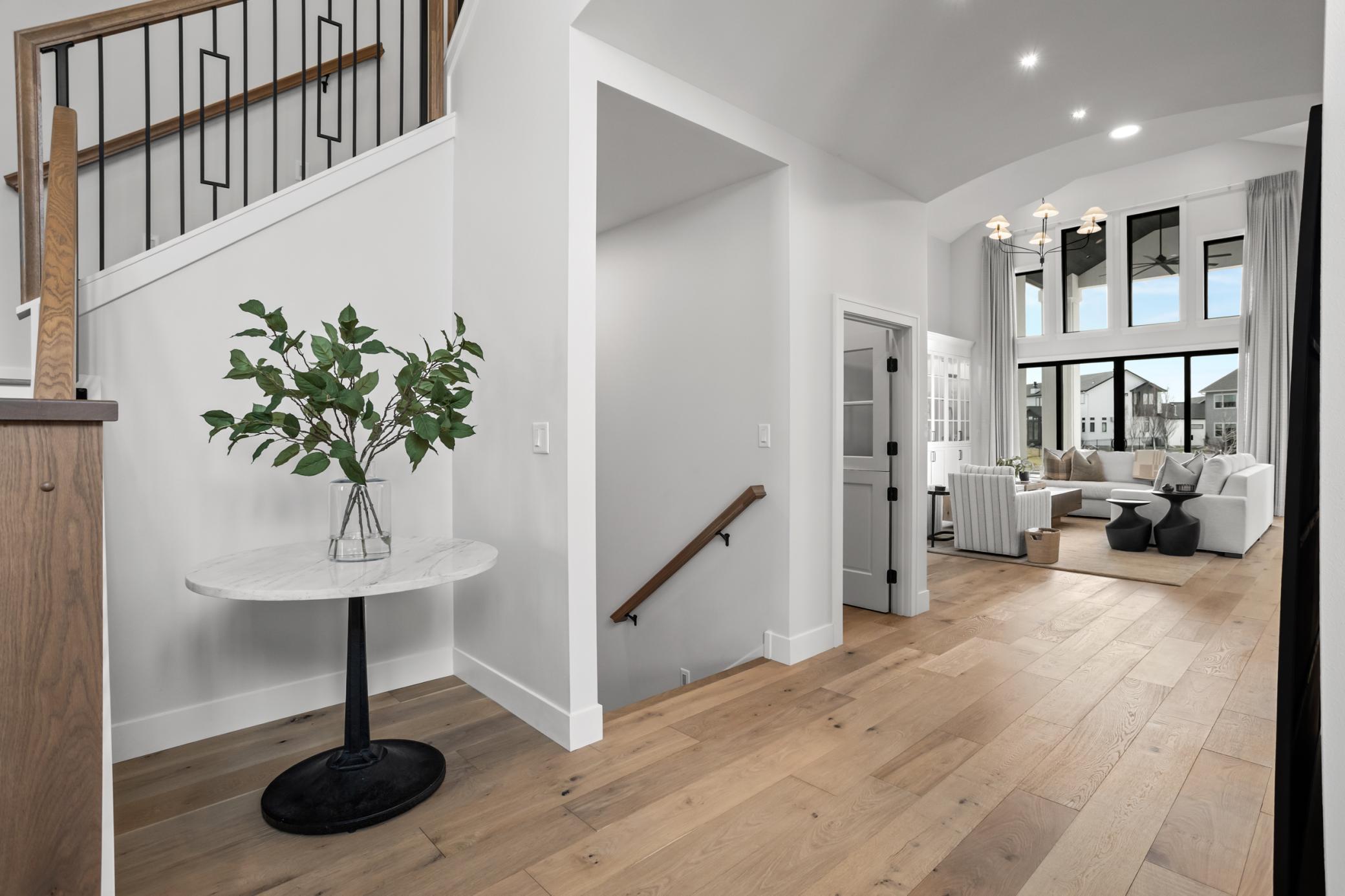 2426 McLeod Dr W West Fargo