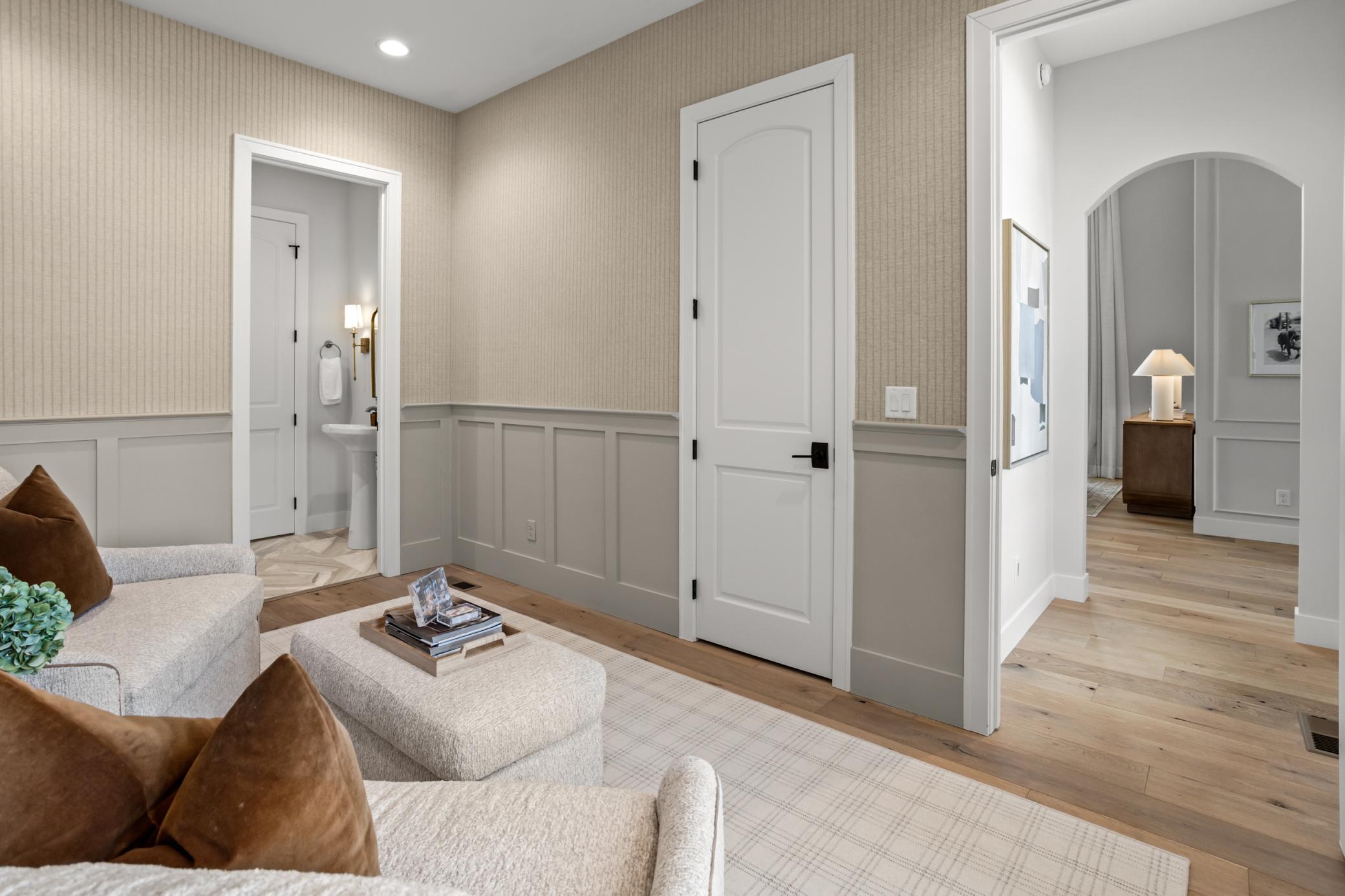 2426 McLeod Dr W West Fargo