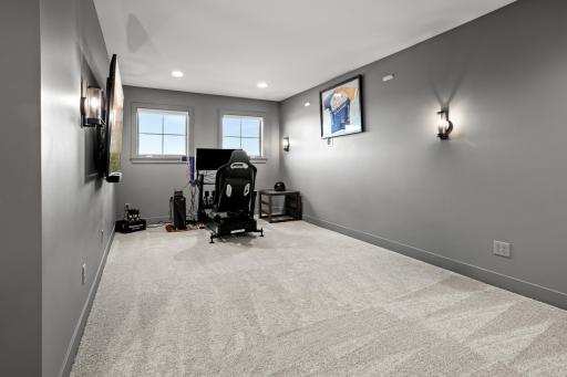 2426 Mcleod Drive E, West Fargo, ND 58078