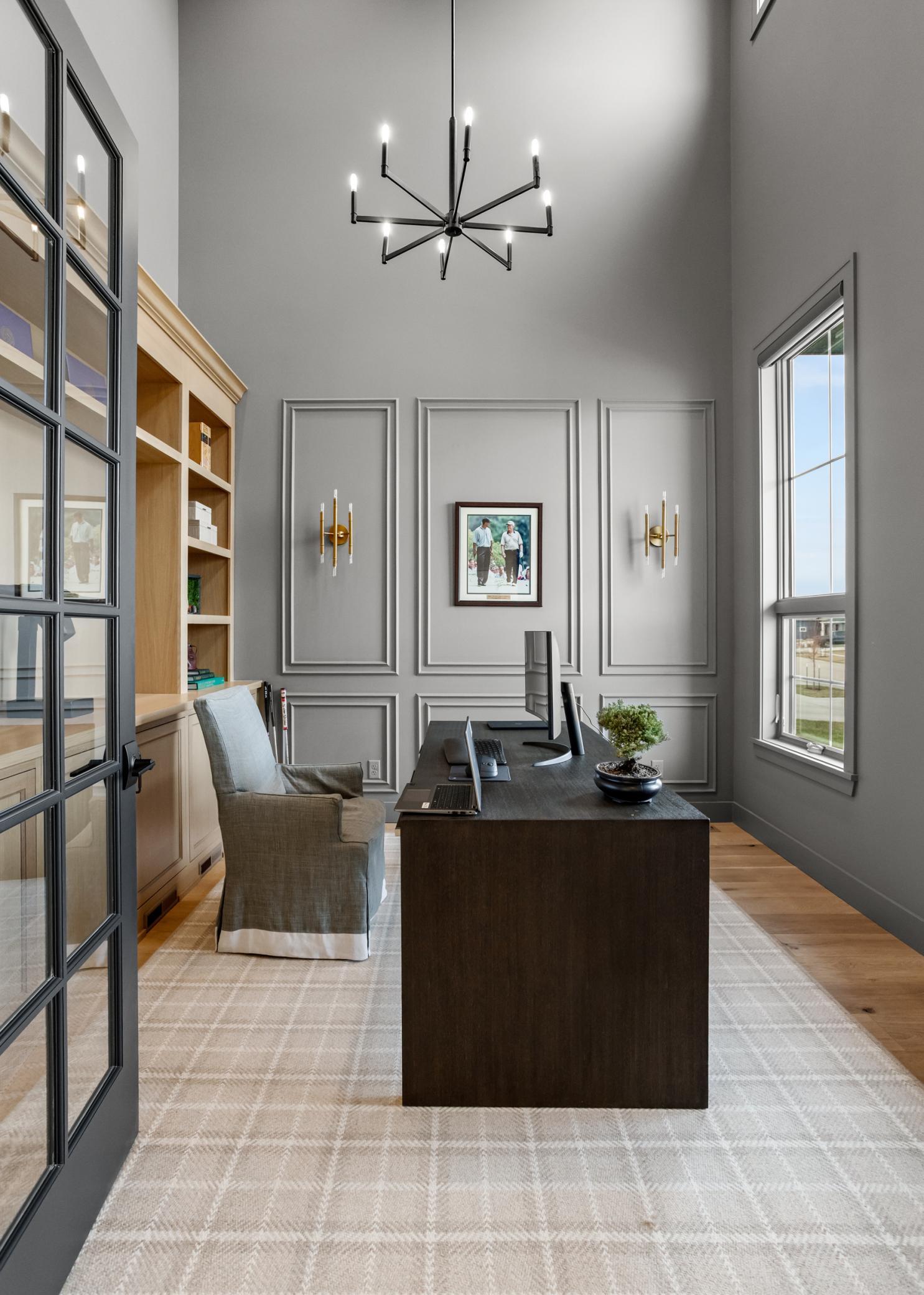 2426 McLeod Dr W West Fargo