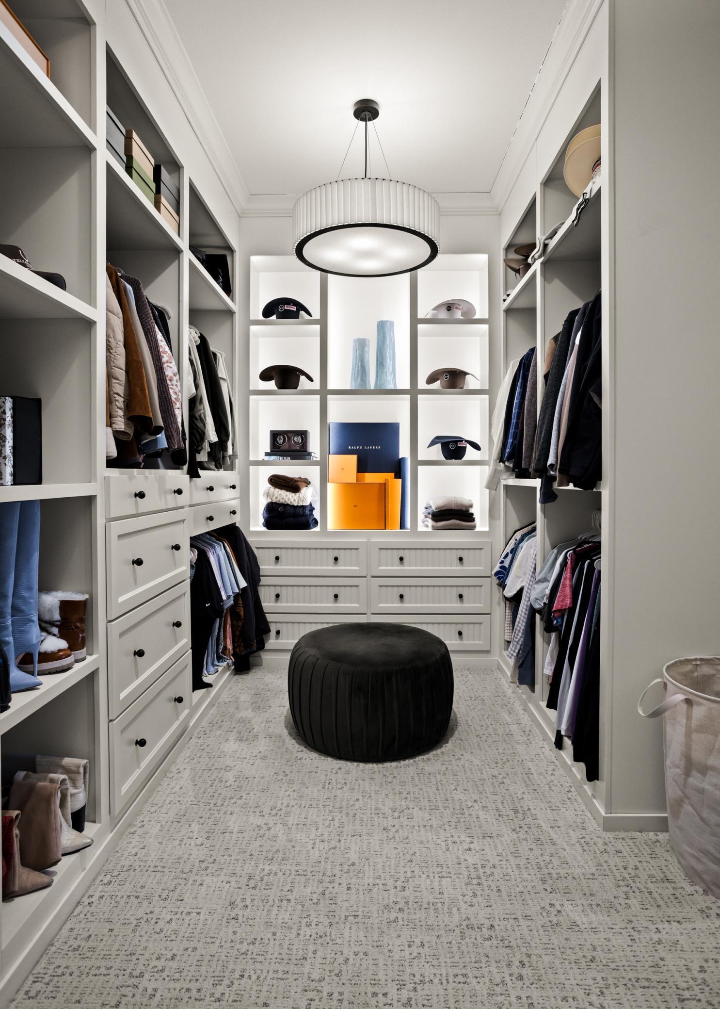 2426 McLeod Dr W West Fargo