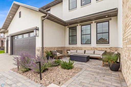 2426 Mcleod Drive E, West Fargo, ND 58078