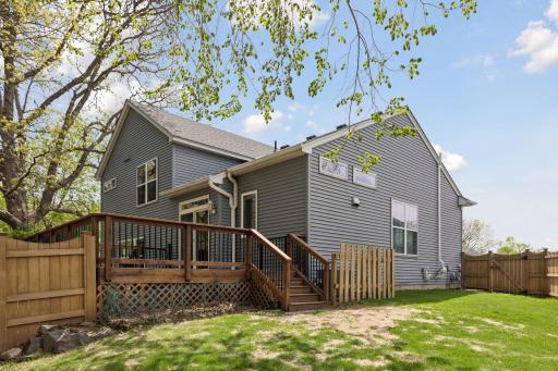 1658 Oakbrooke Circle, Eagan, MN 55122