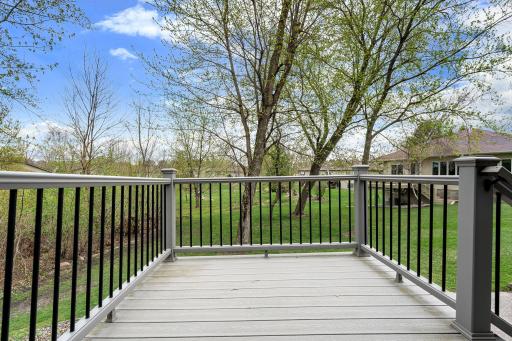 1380 Edinburgh Place NE, Owatonna, MN 55060