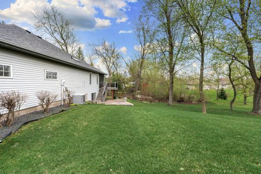 1380 Edinburgh Place NE, Owatonna, MN 55060