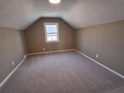 3649 Regent Avenue N, Robbinsdale, MN 55422