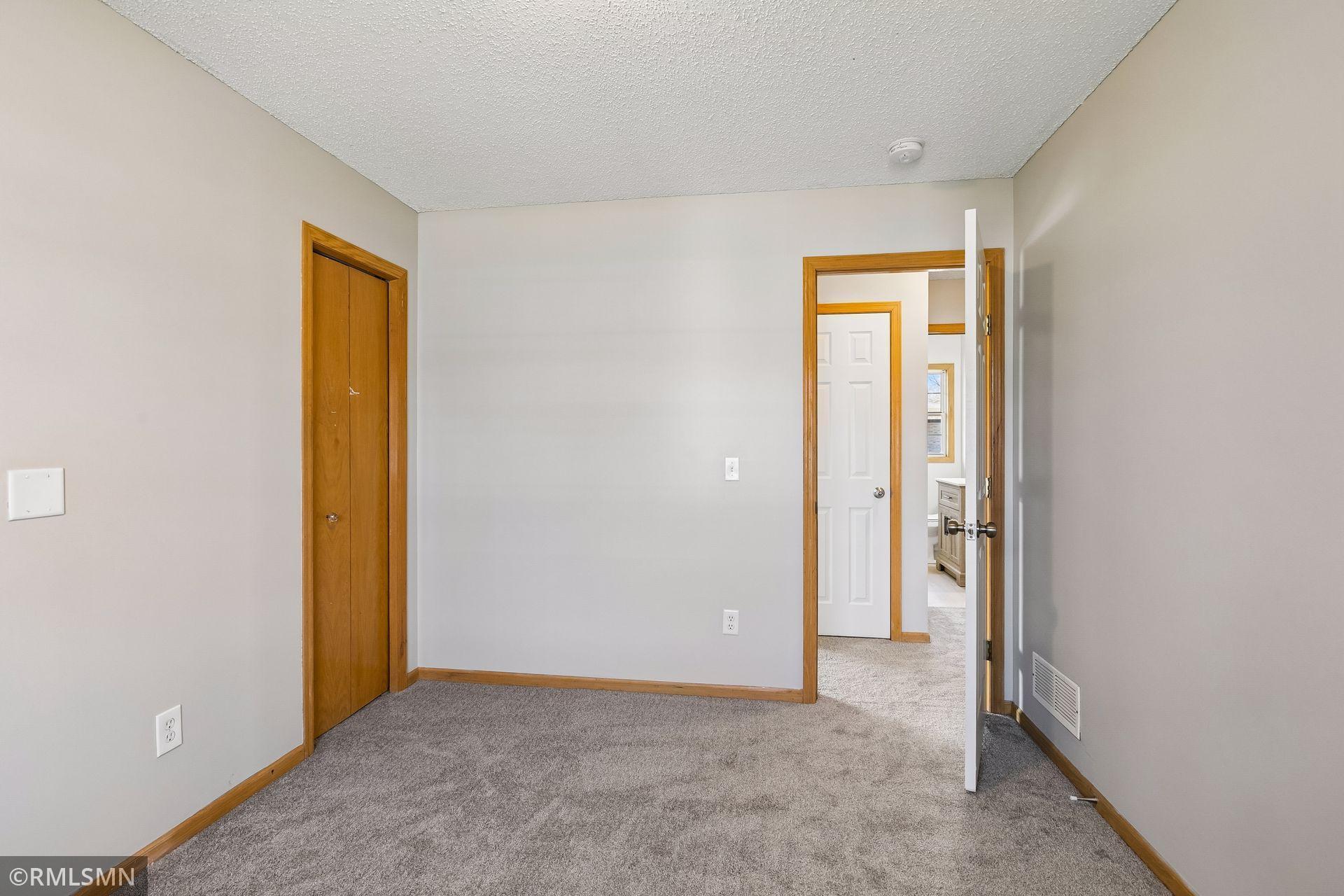 1112 Emerson Lane North - Spacecrafting - 0017.jpg