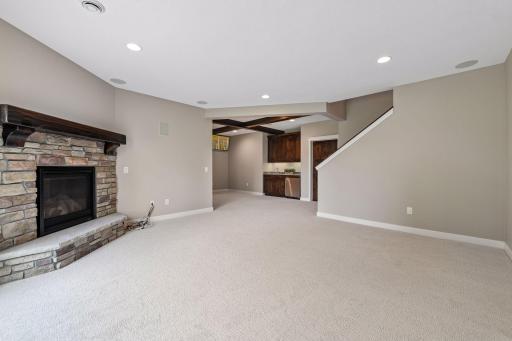 2444 Woods Drive, Victoria, MN 55386
