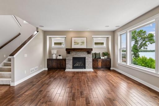 2444 Woods Drive, Victoria, MN 55386