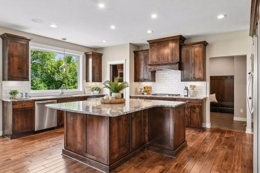 2444 Woods Drive, Victoria, MN 55386