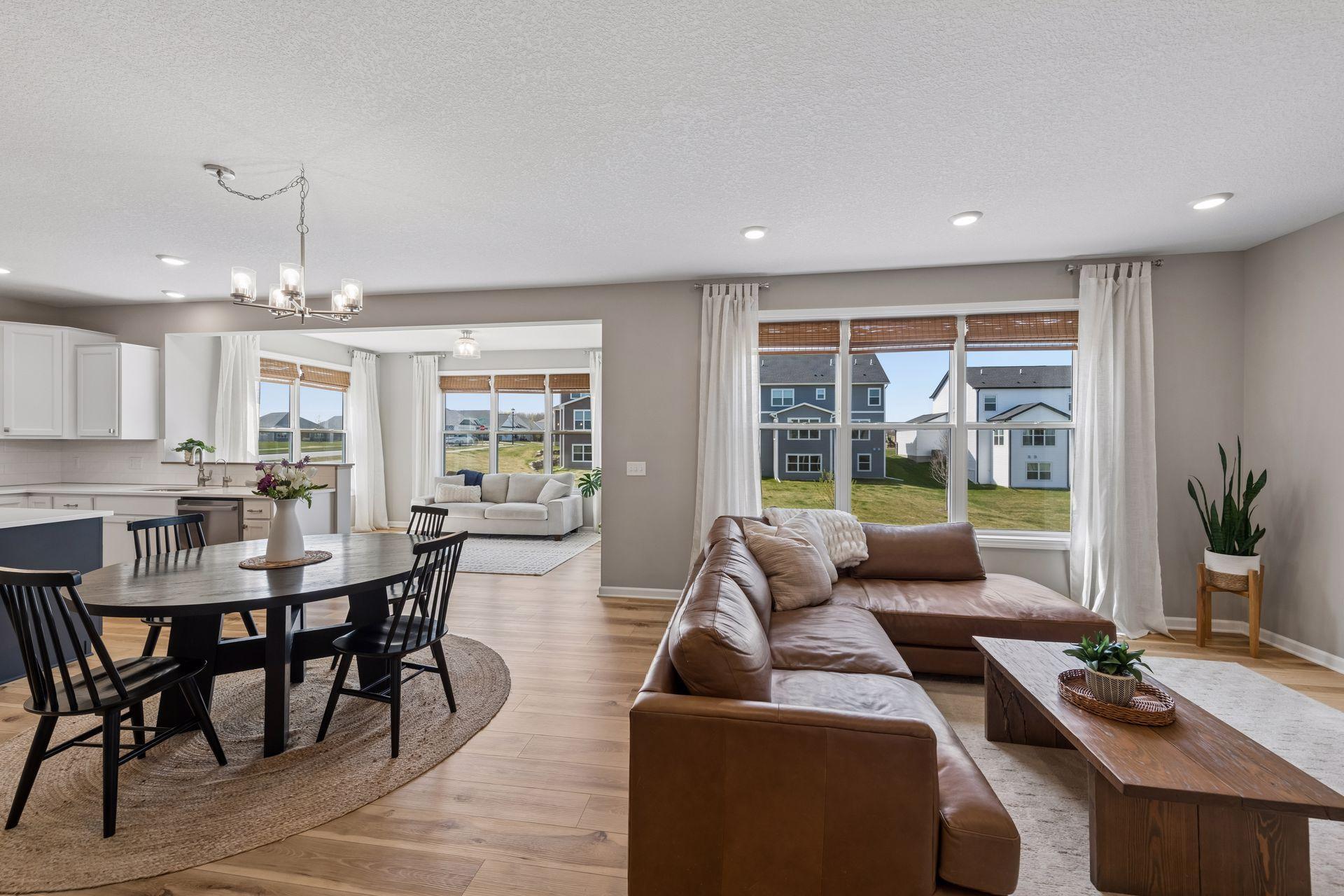 4669 Carnation Court - Spacecrafting - 0009.jpg