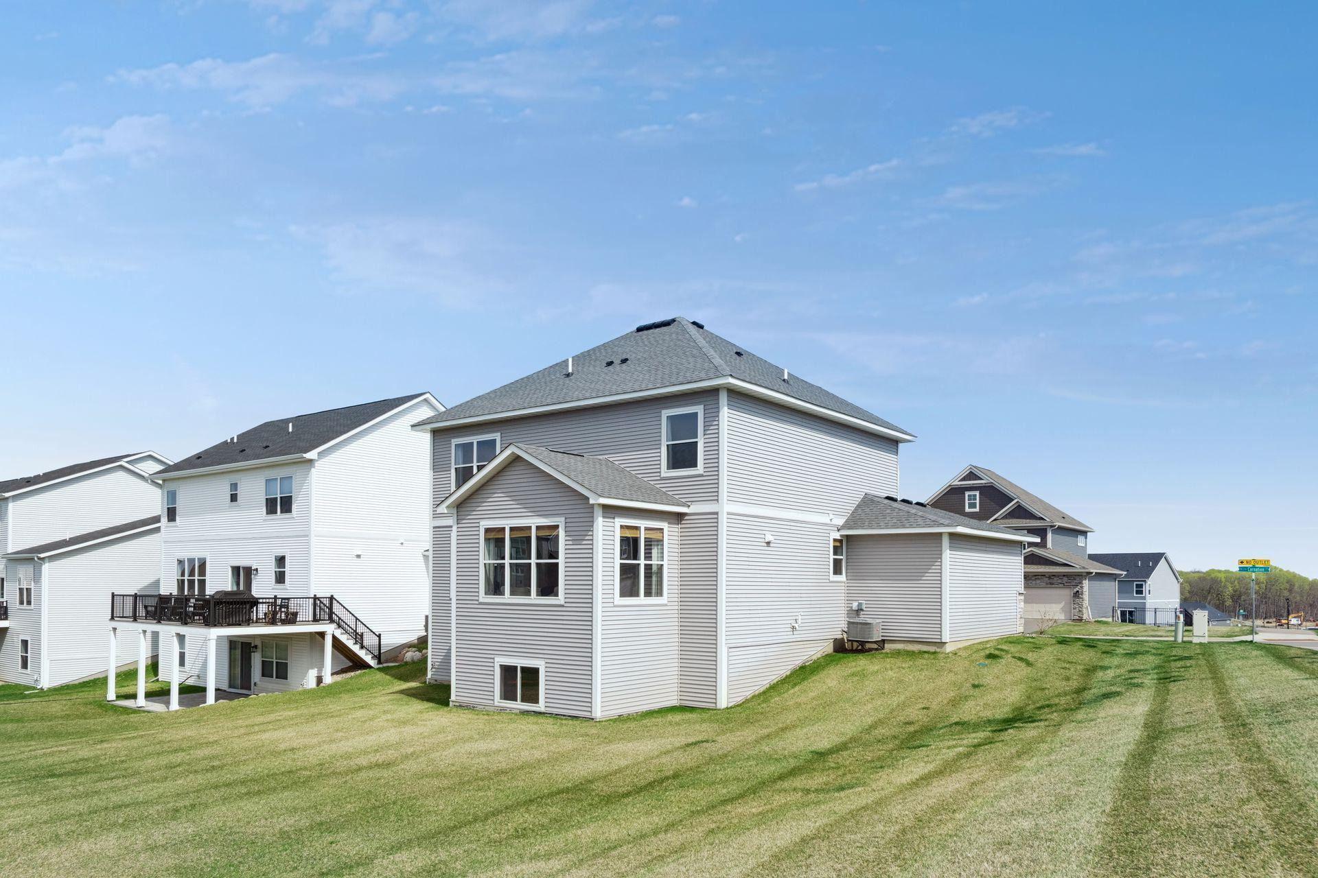 4669 Carnation Court - Spacecrafting - 0041.jpg