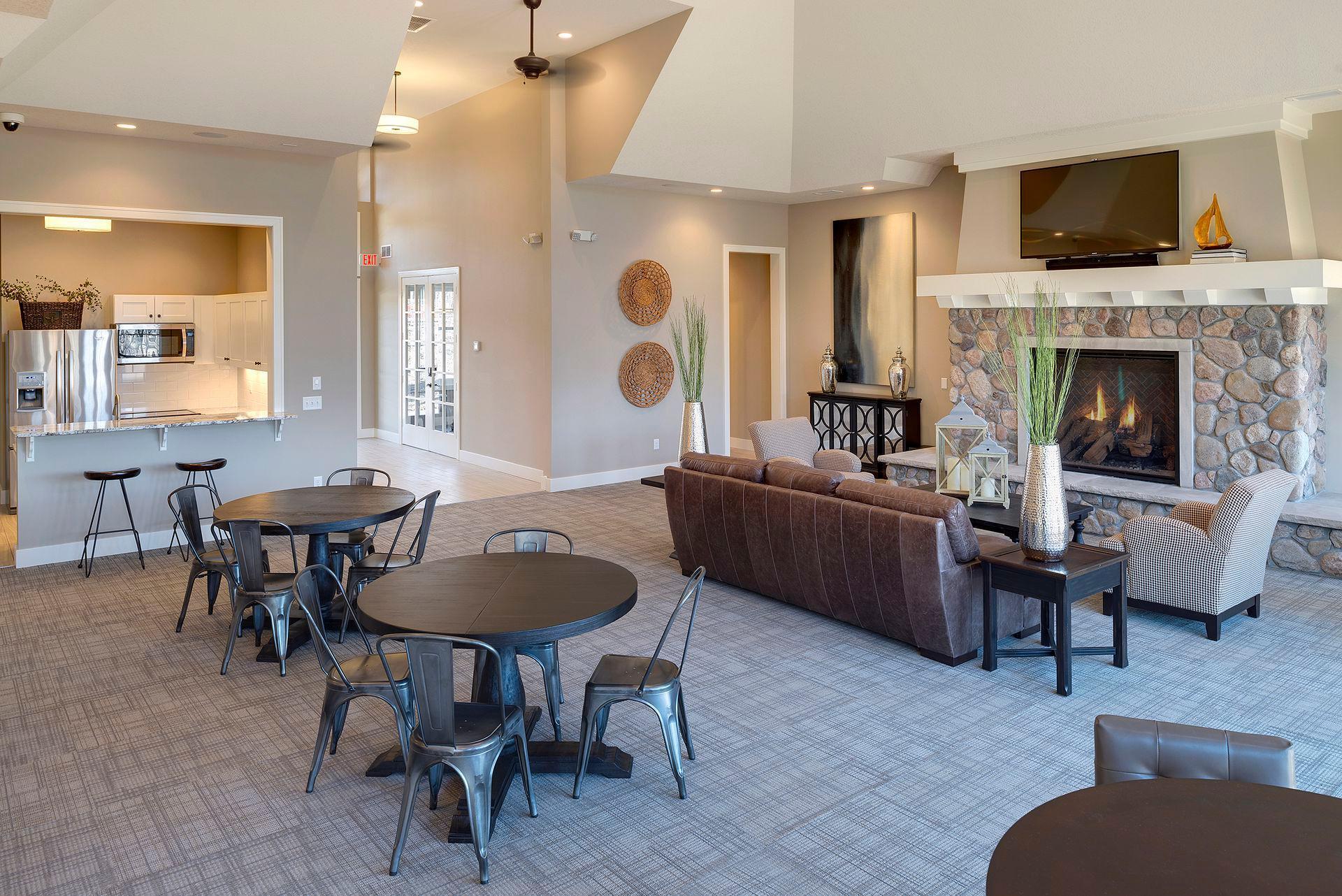 4669 Carnation Court - Spacecrafting - 0049.jpg