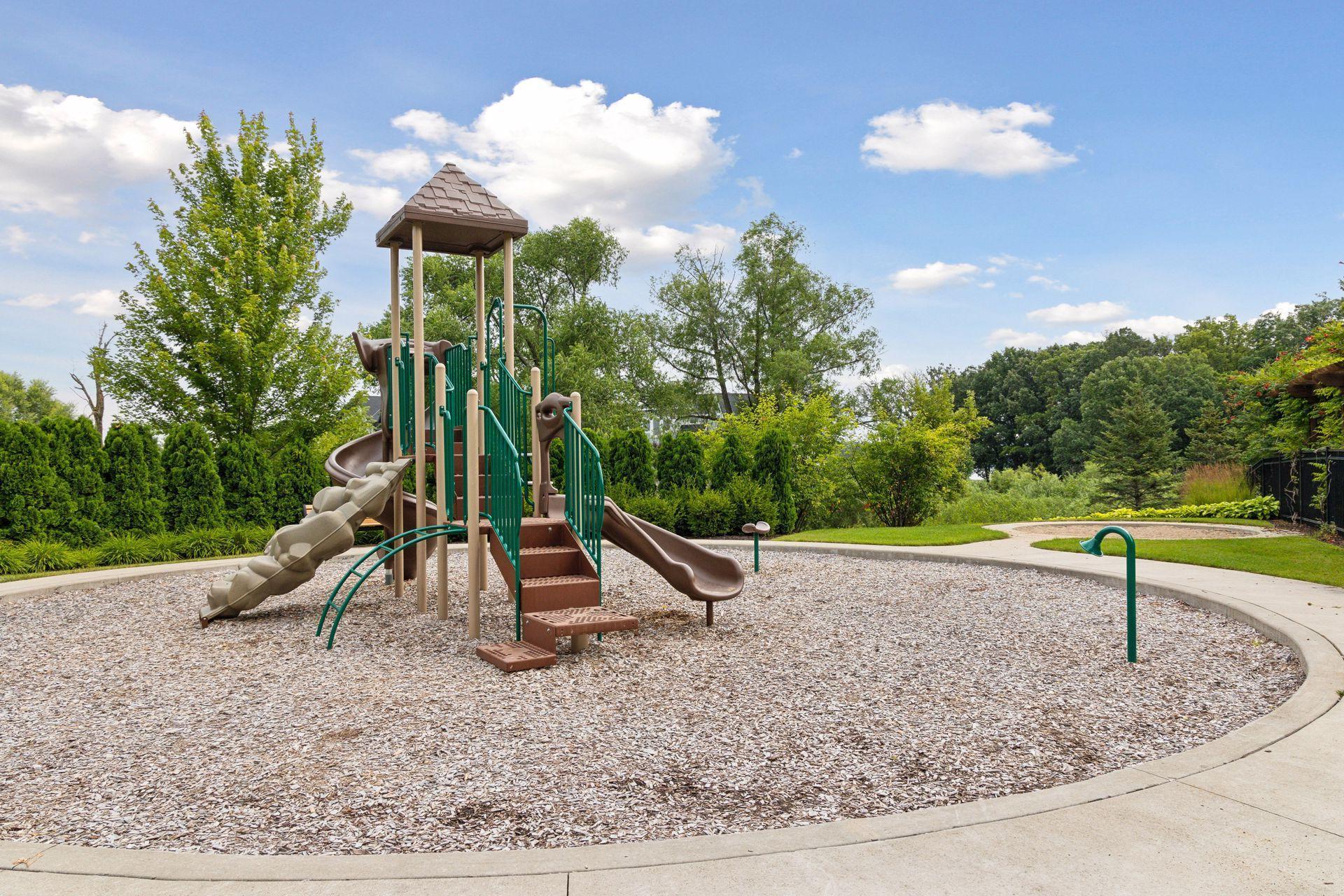 4669 Carnation Court - Spacecrafting - 0073.jpg