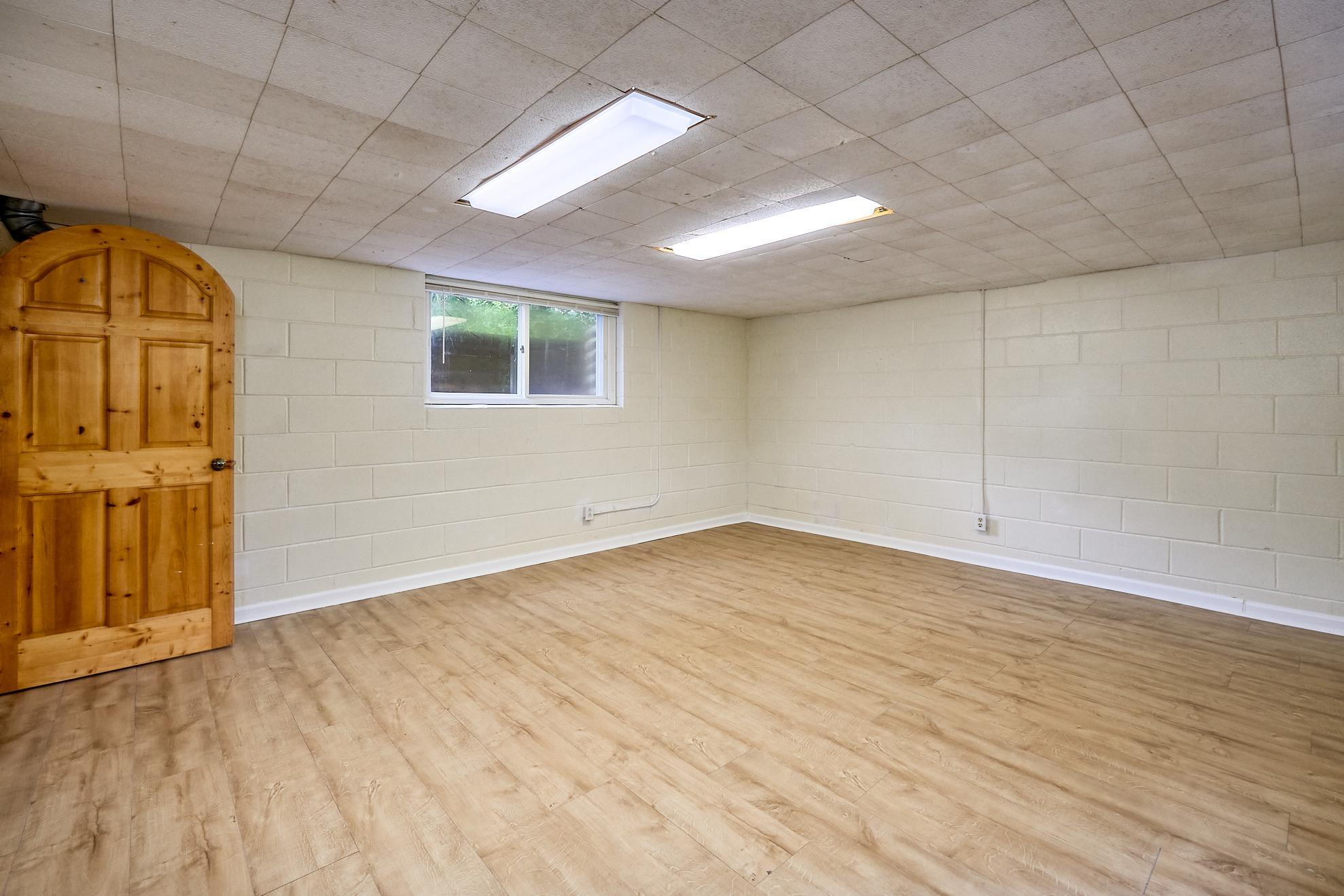 LL Bedroom