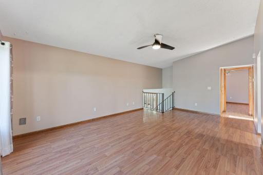 1889 Hamline Avenue N, Saint Paul, MN 55113