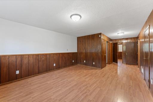 1889 Hamline Avenue N, Saint Paul, MN 55113