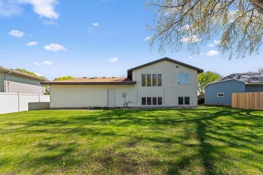 1889 Hamline Avenue N, Saint Paul, MN 55113