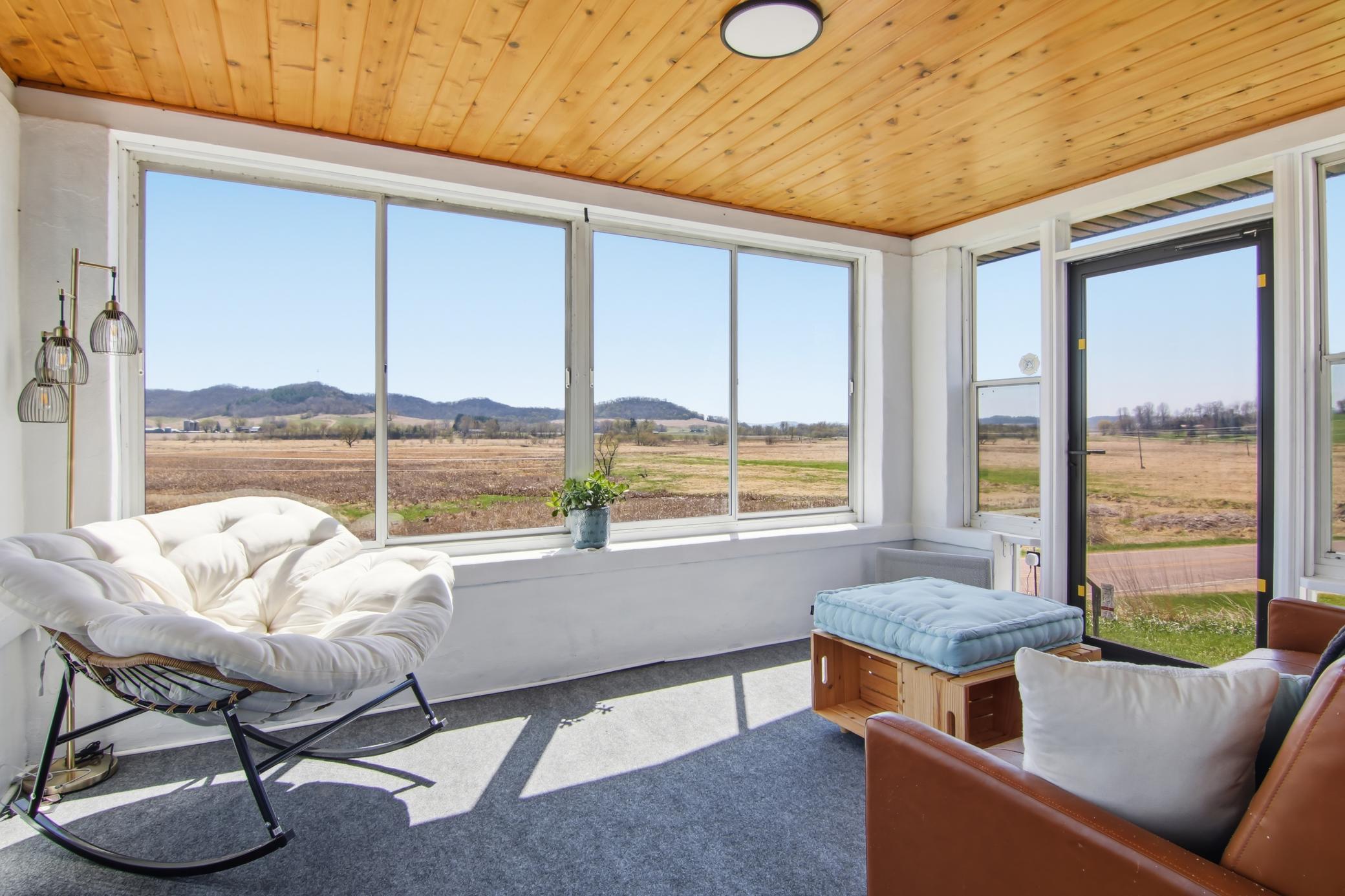 3-Season Front Porch