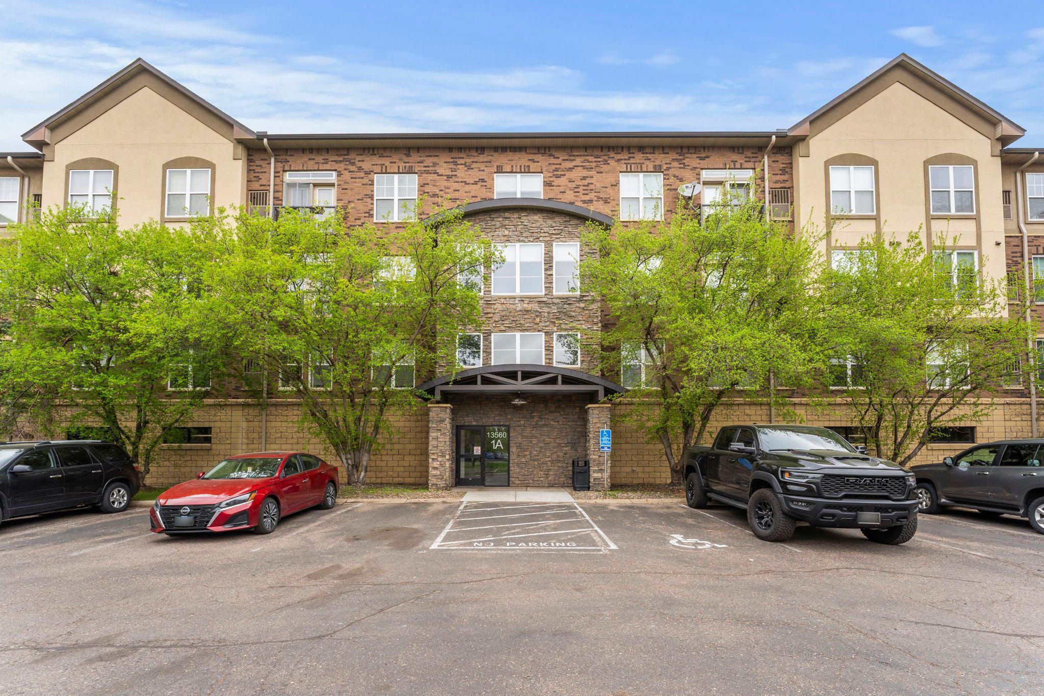 4-web-or-mls-13560 Technology Dr 1115-15.jpg