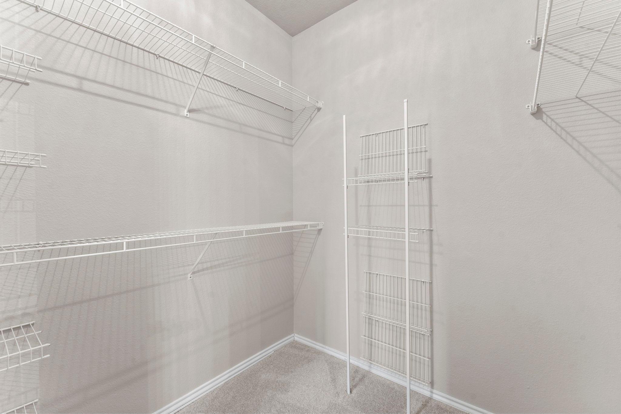 26-web-or-mls-13560 Technology Dr 1115-183.jpg