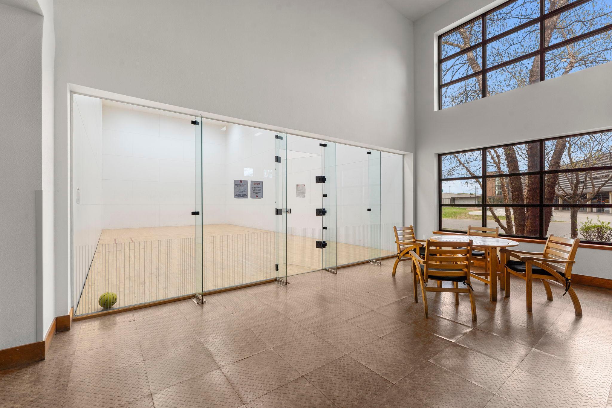 31-web-or-mls-13560 Technology Dr 1115-25.jpg