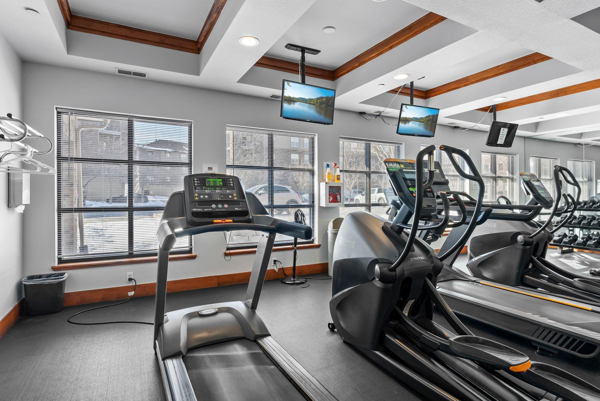 46-web-or-mls-Technology Drive-8.jpg