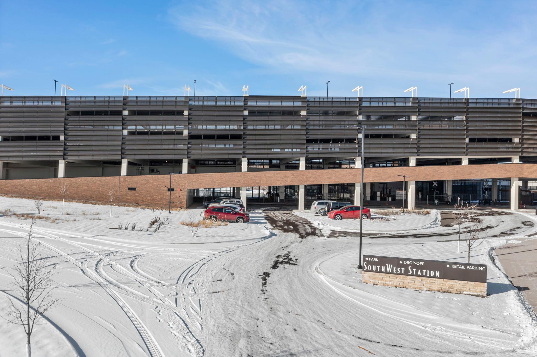 50-web-or-mls-Technology Drive-12.jpg