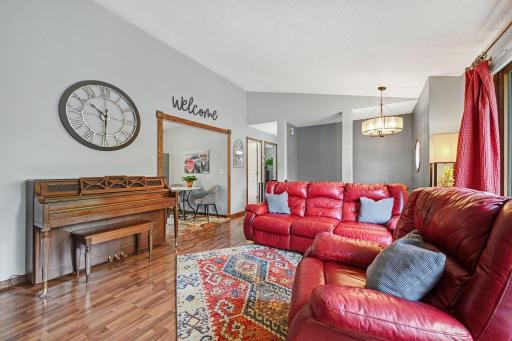 4932 Hanover Road, Mound, MN 55364