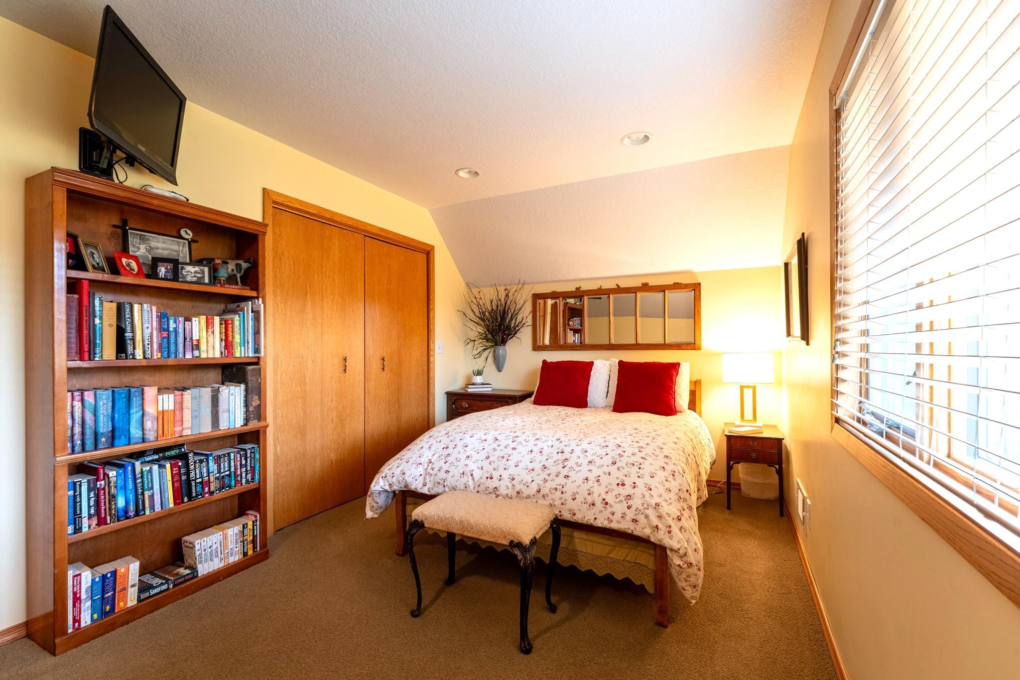 Bedroom three is extra large with it's L-shape - 21.5'x8' & 9.5'x11'