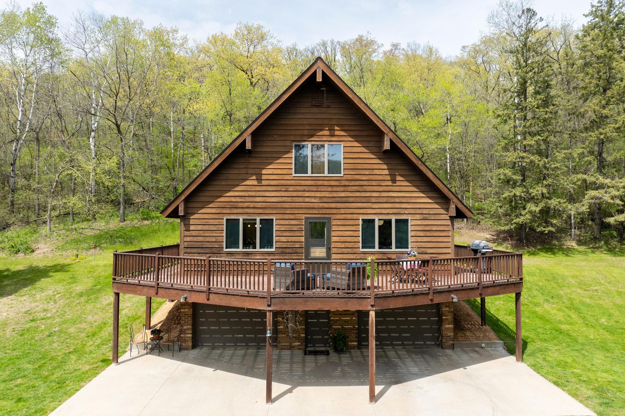 Cedar siding, the large wraparound cedar deck, and upgraded Andersen windows & sliding glass doors were added in (2001).