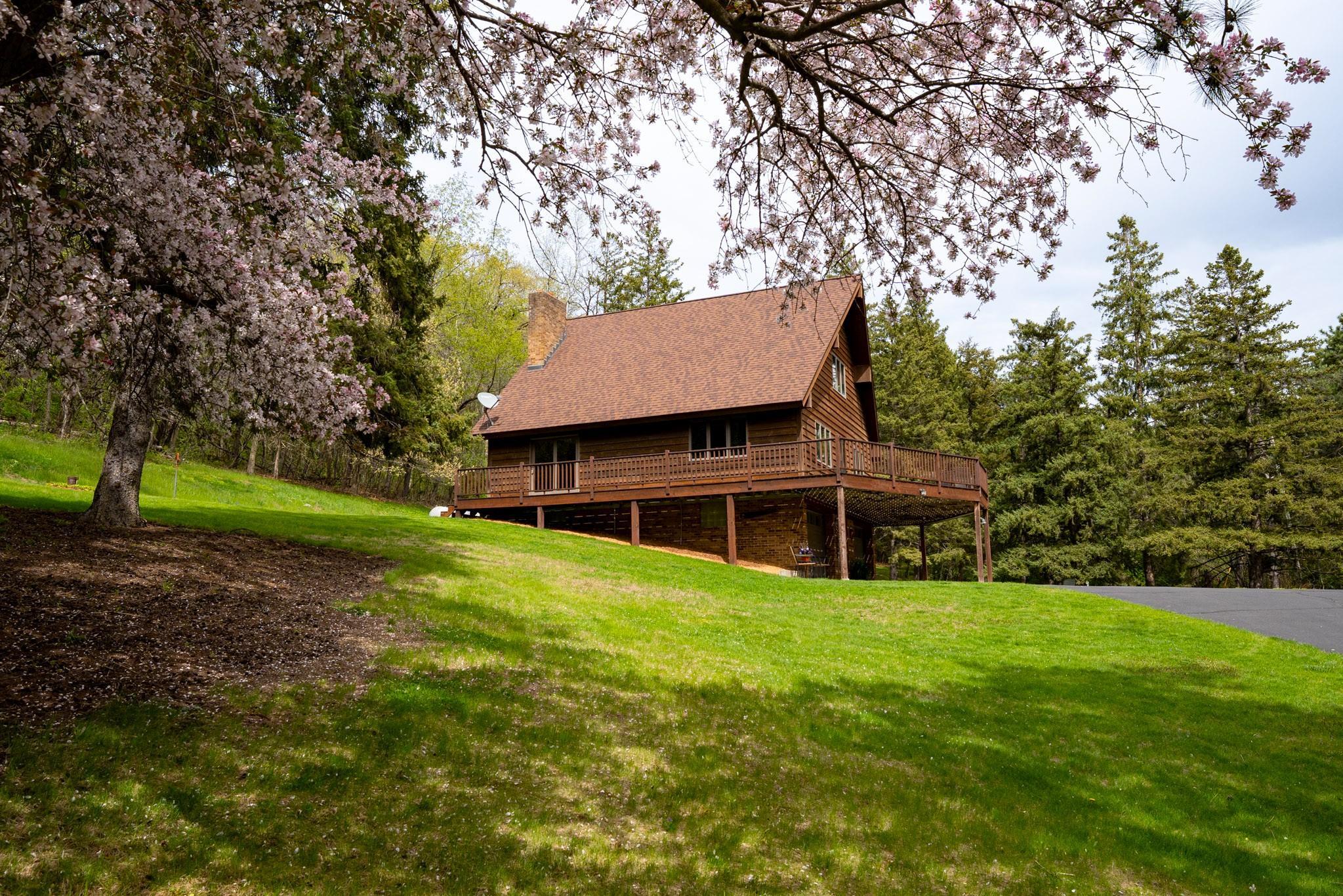 A picturesque setting!