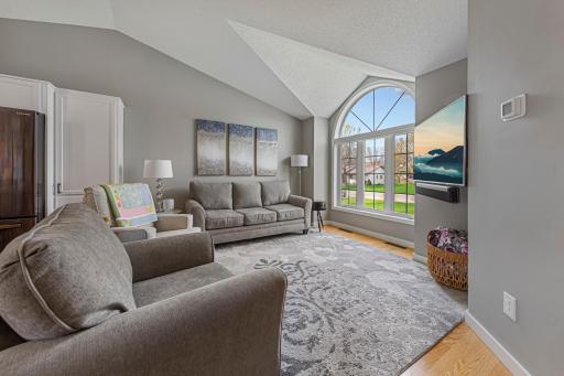 1435 Springwood Lane, Faribault, MN 55021