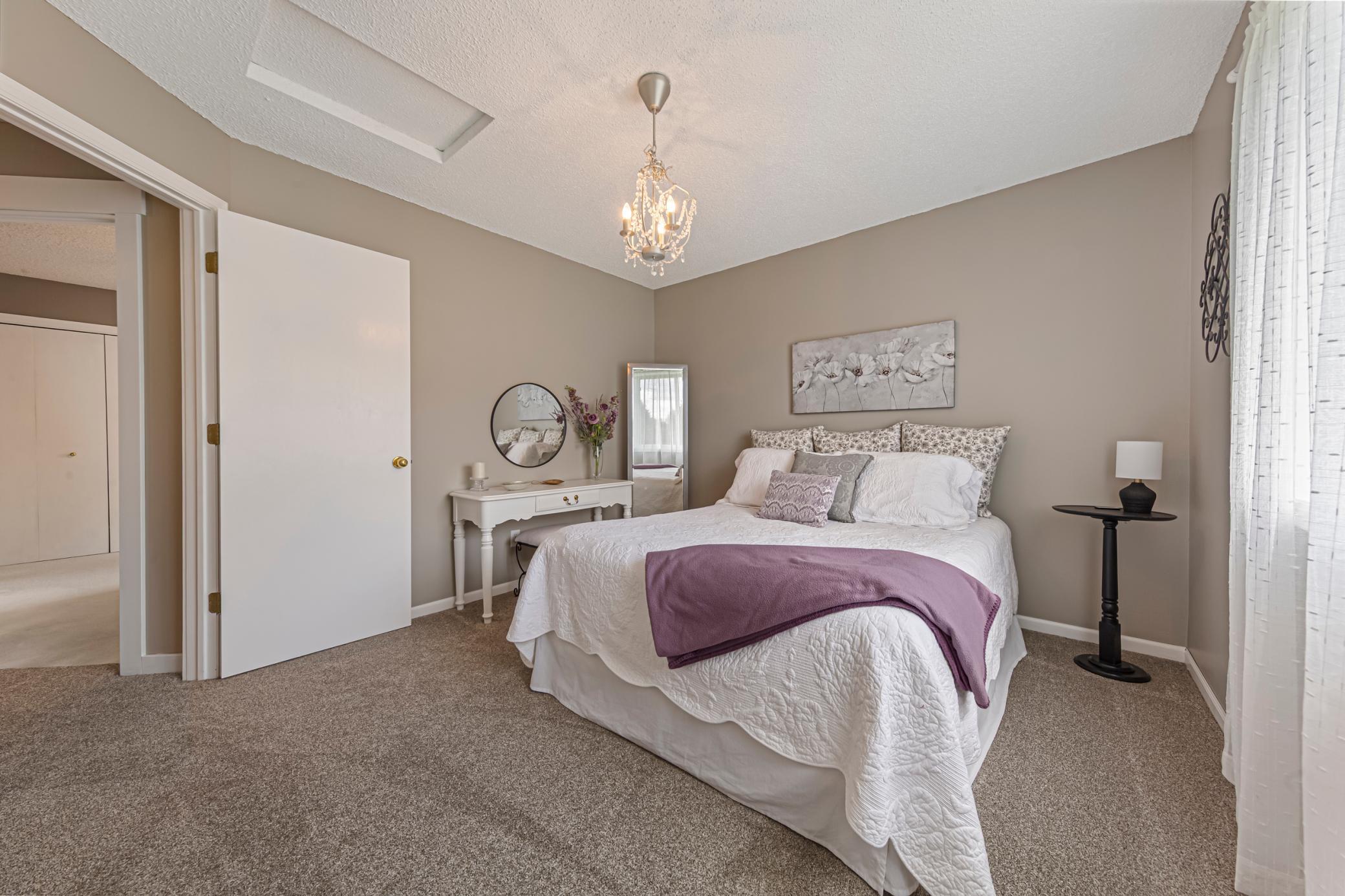 29 bedroom 2.jpg
