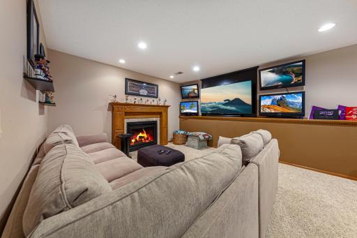 1435 Springwood Lane, Faribault, MN 55021