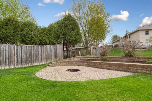 1435 Springwood Lane, Faribault, MN 55021