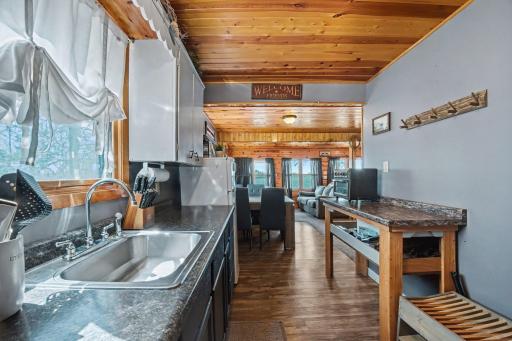 1362 Scenic Hideaway Lane NE, Elysian, MN 56028