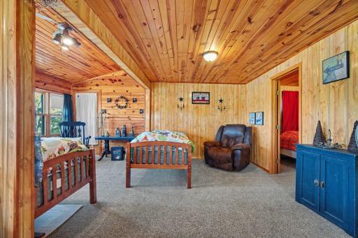 1362 Scenic Hideaway Lane NE, Elysian, MN 56028