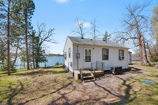 1362 Scenic Hideaway Lane NE, Elysian, MN 56028