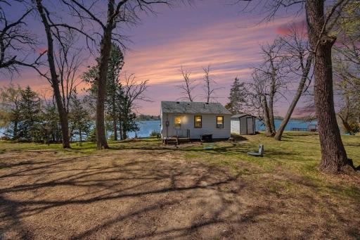 1362 Scenic Hideaway Lane NE, Elysian, MN 56028