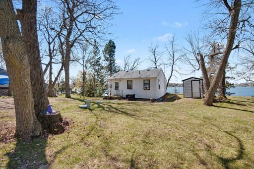 1362 Scenic Hideaway Lane NE, Elysian, MN 56028