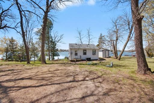1362 Scenic Hideaway Lane NE, Elysian, MN 56028
