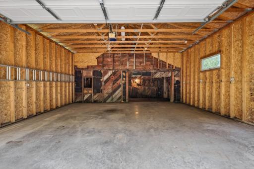 4025 Clover Avenue, Vadnais Heights, MN 55127