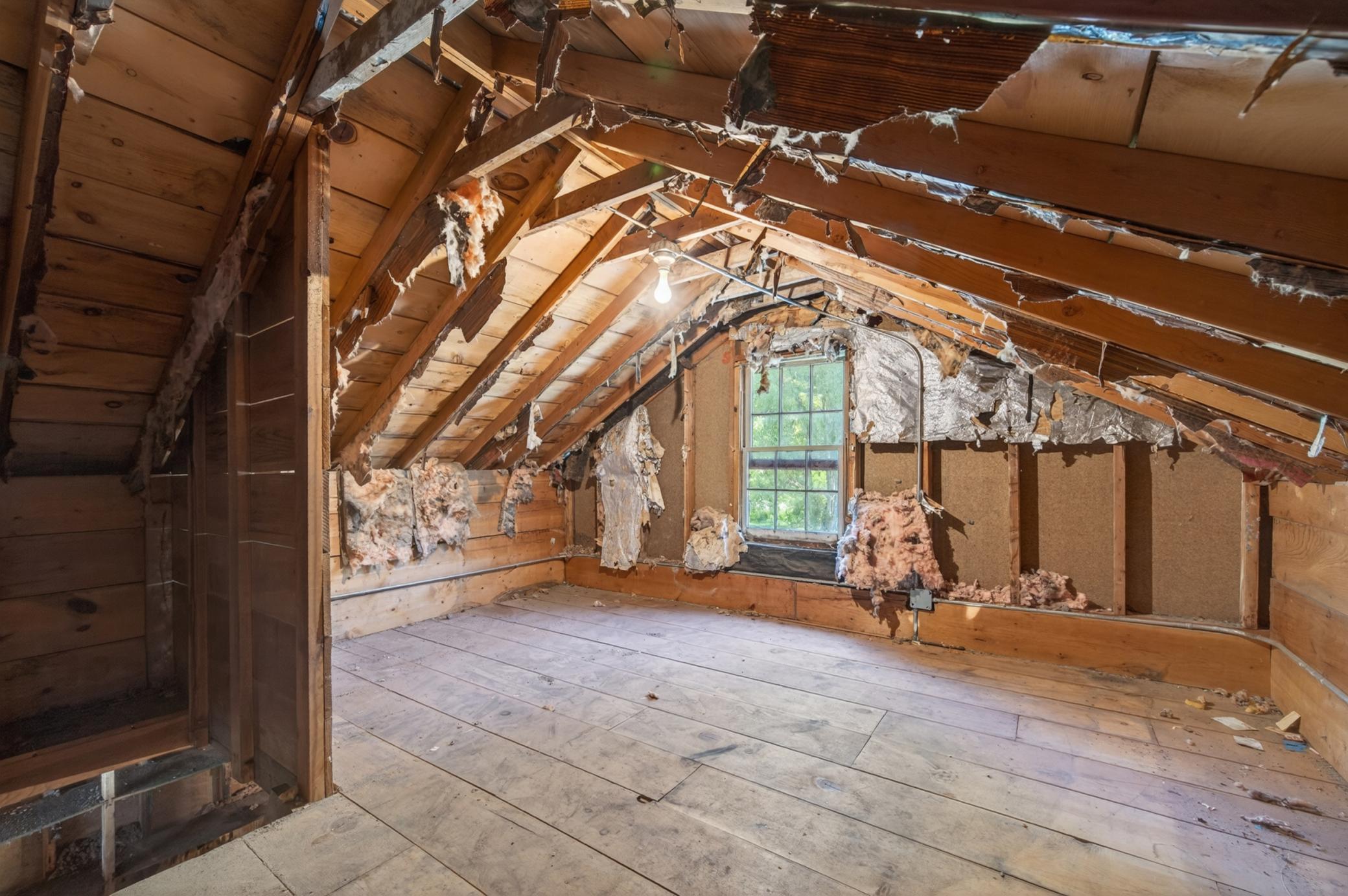 Unfinished attic in the garage